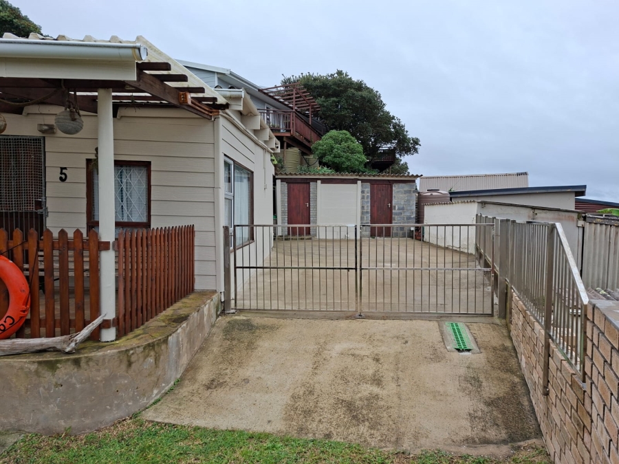 2 Bedroom Property for Sale in Seavale Eastern Cape